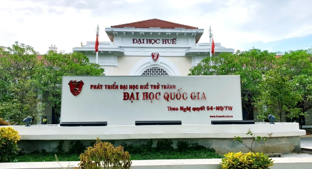 Tri thức mở – Chìa khóa đưa kinh tế tư nhân thành động lực phát triển quốc gia 8 20210805DhQuocgiaHue1 17238984 7565 9372 1723898520
