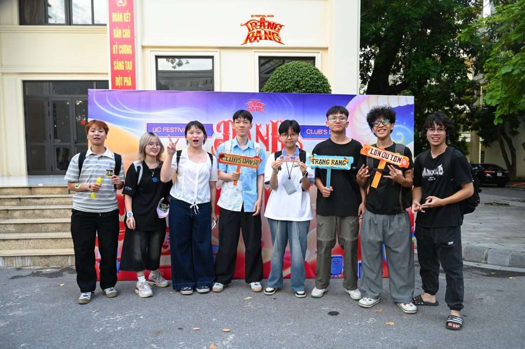 Sức trẻ bùng nổ tại Club’s Day 2025: “Danh hội chi quán” 4 Thumb