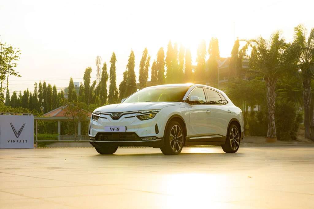 VinFast VF 8 - Chuẩn mực mới về SUV 5 chỗ tầm giá 1 tỷ đồng 11 A1